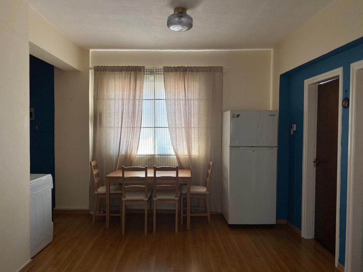 Lovely , Cozy , Modern Seaside Apartment 라르나카 외부 사진