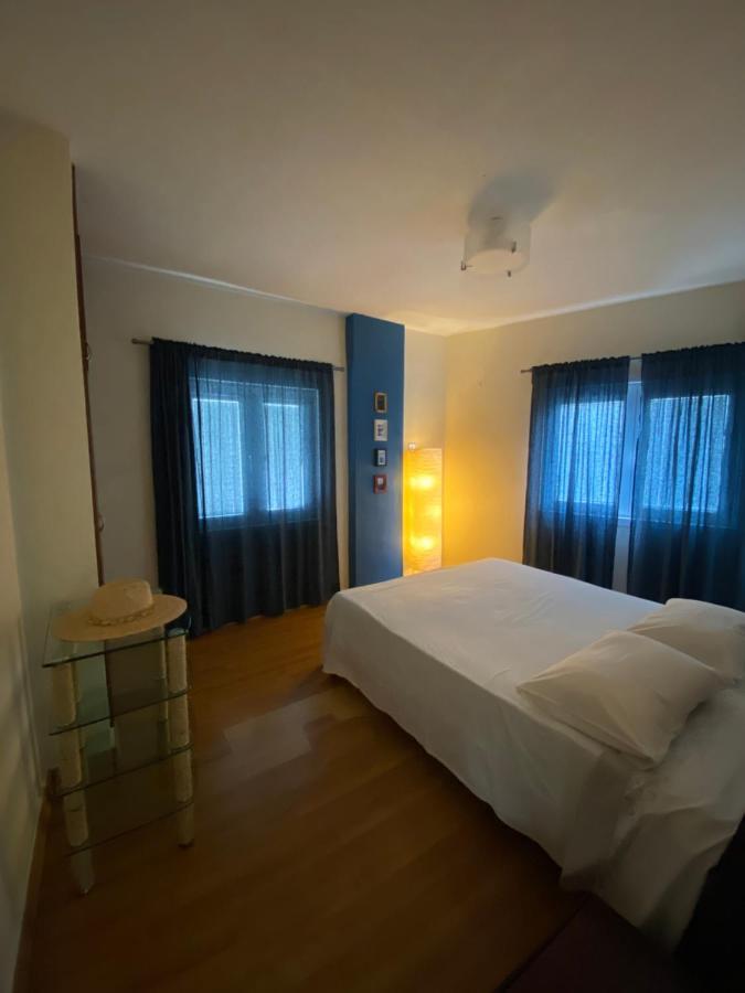 Lovely , Cozy , Modern Seaside Apartment 라르나카 외부 사진